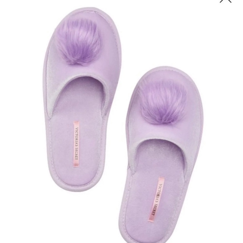 Victoria’s Secret Pom slippers